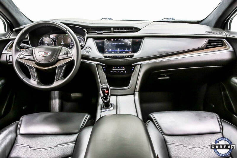 2019 Cadillac XT5 Platinum