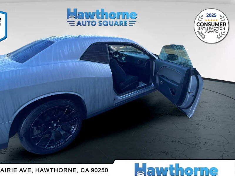 2015 Dodge Challenger SXT