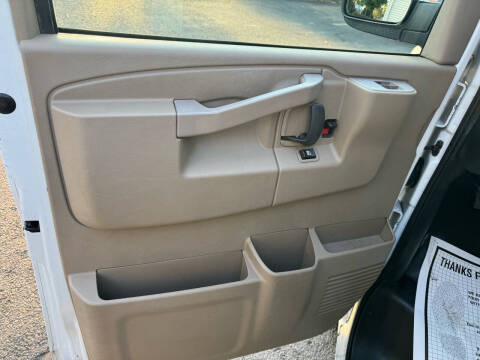 2017 Chevrolet Express 2500