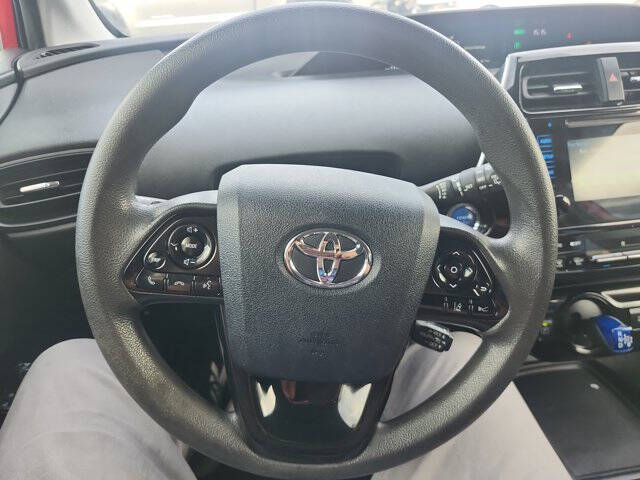 2019 Toyota Prius LE