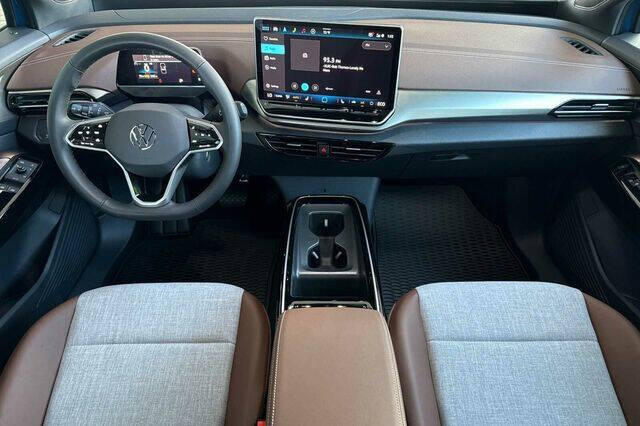 2025 Volkswagen ID.4 Pro