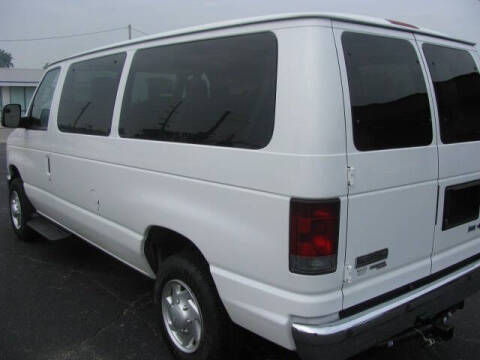 2010 Ford E-Series E-350 SD XLT