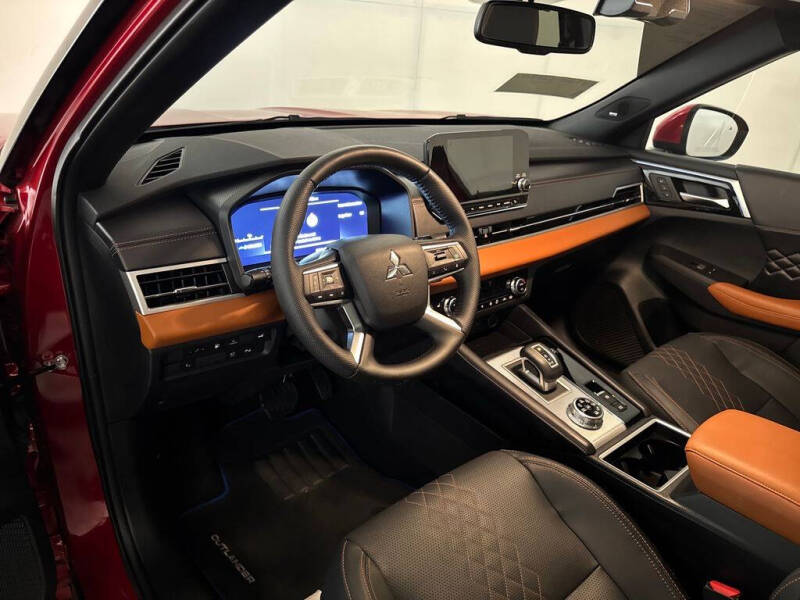 2025 Mitsubishi Outlander PHEV