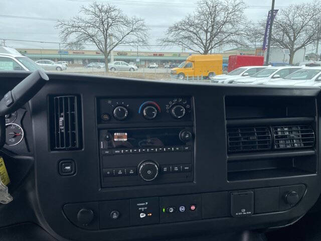 2026 Chevrolet Express 2500