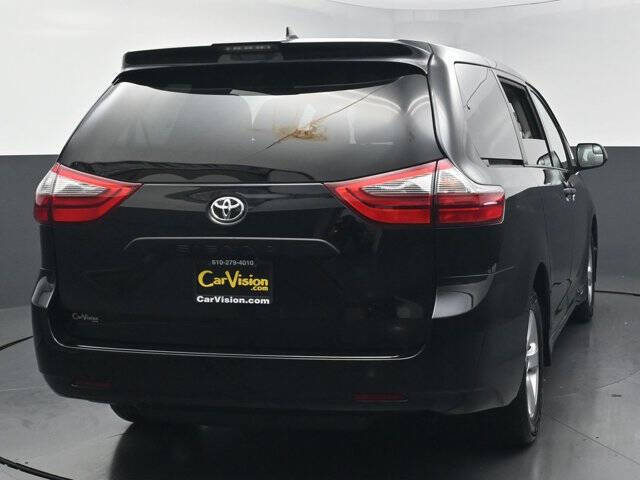 2020 Toyota Sienna L 7-Passenger