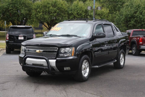 2011 Chevrolet Avalanche for sale at Low Cost Cars North in Whitehall OH