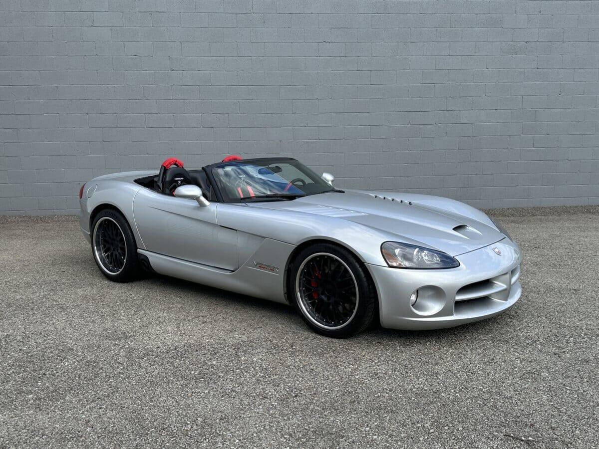 2005 Dodge Viper 65