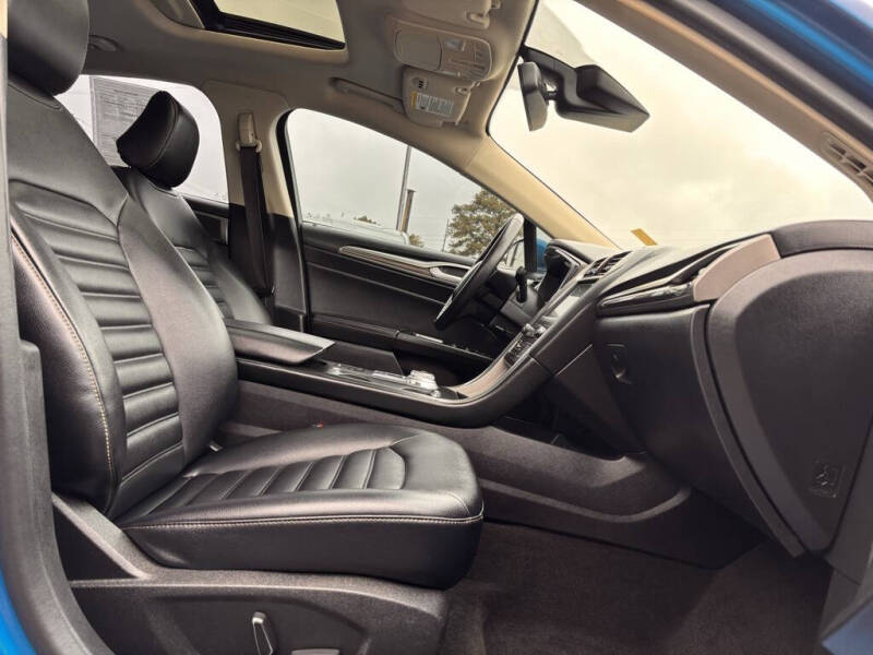 2020 Ford Fusion SEL