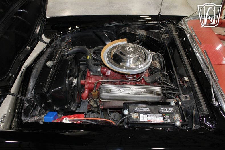 1956 Ford Thunderbird