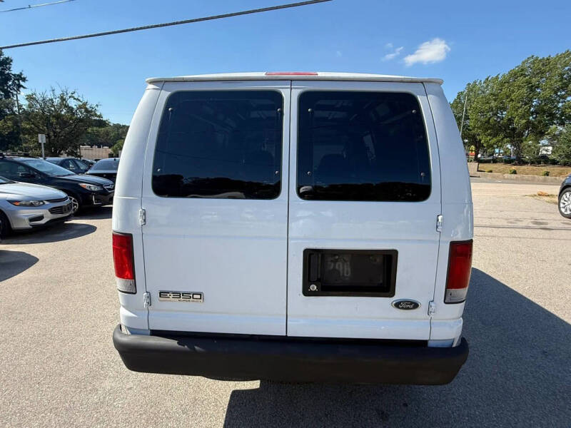 2006 Ford E-Series E-350 SD