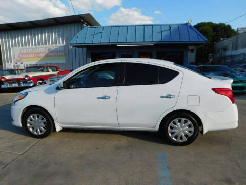 2017 Nissan Versa