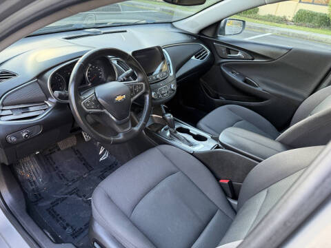 2017 Chevrolet Malibu LT