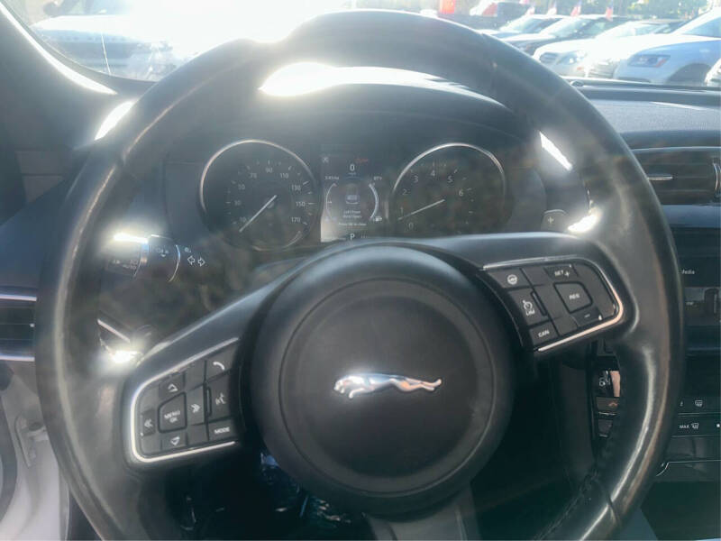 2018 Jaguar F-PACE 35t Premium