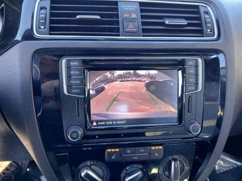 2016 Volkswagen Jetta 1.8T Sport