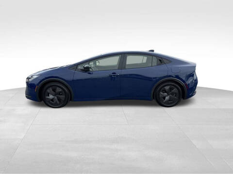 2025 Toyota Prius LE