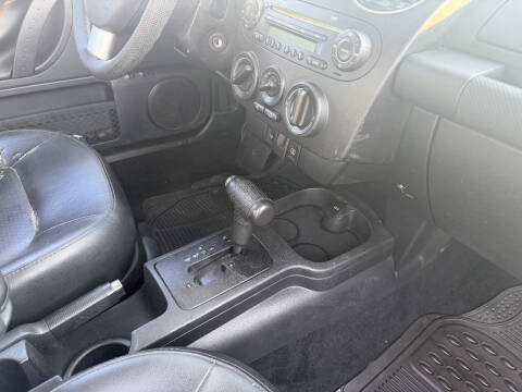 2008 Volkswagen New Beetle S