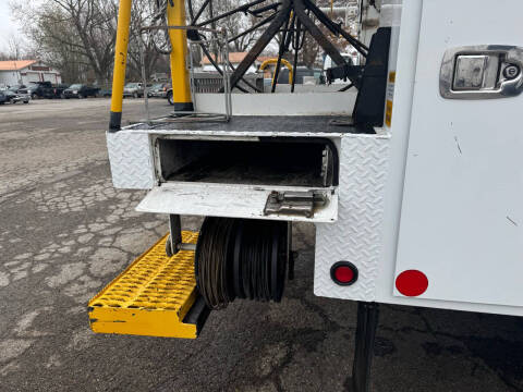 2013 Freightliner M2 106