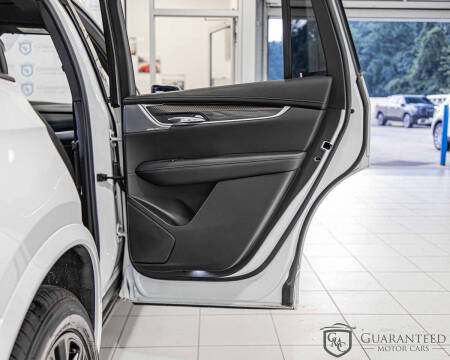 2022 Cadillac XT6 Sport