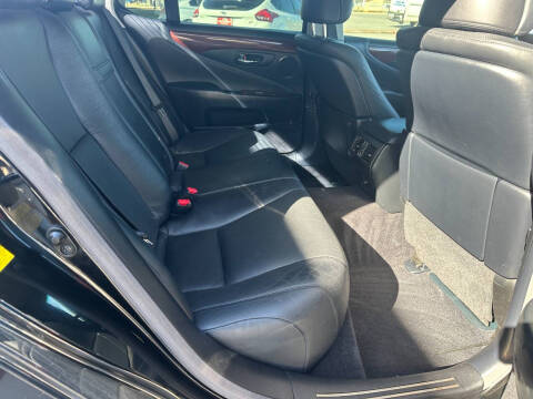 2009 Lexus LS 460
