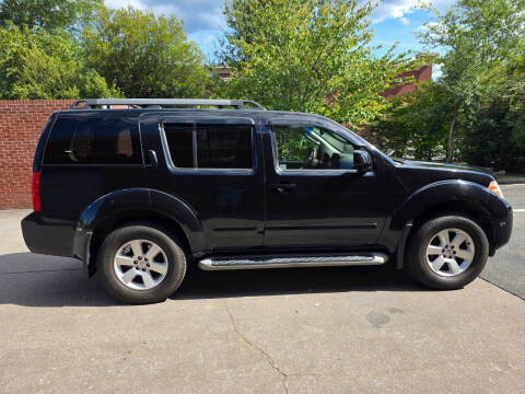 2008 Nissan Pathfinder SE