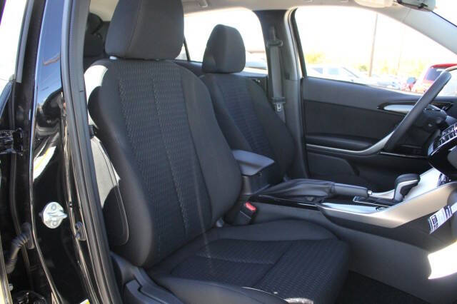 2026 Mitsubishi Eclipse Cross LE