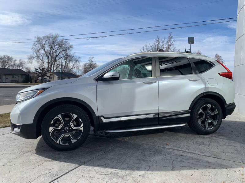 2019 Honda CR-V Touring photo 4