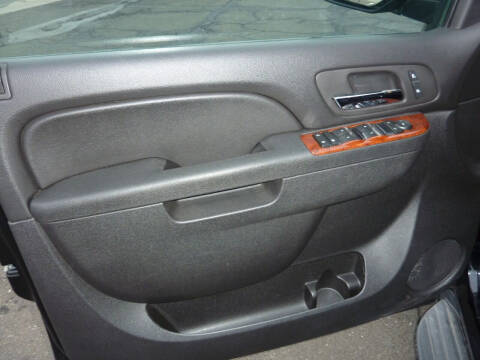 2012 Chevrolet Suburban LT