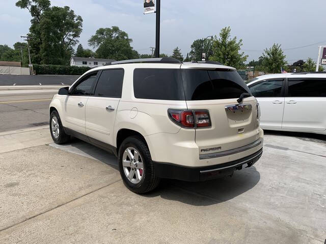 2015 GMC Acadia SLE-2