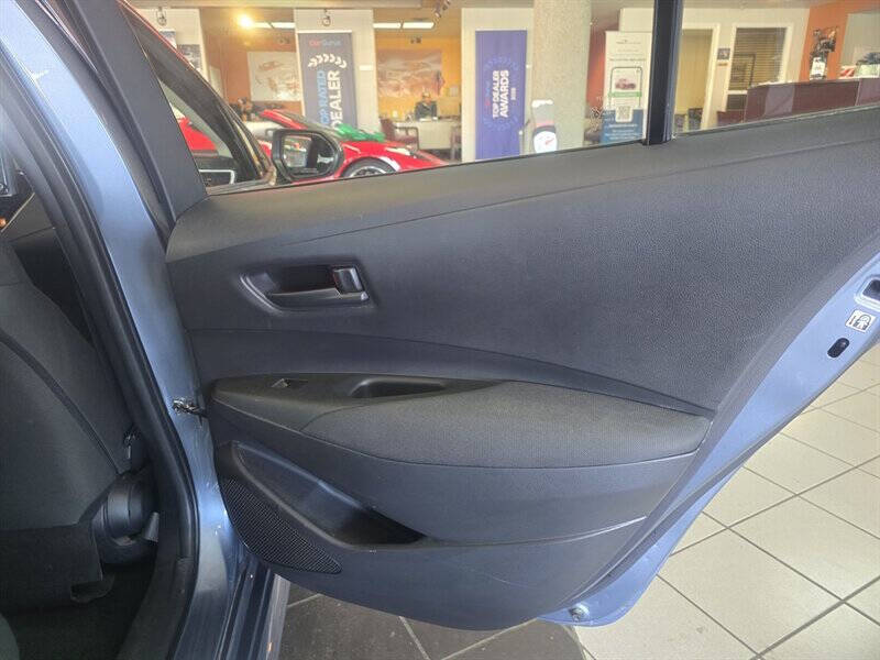 2022 Toyota Corolla Hybrid LE