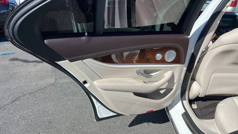 2018 Mercedes-Benz E-Class E 300