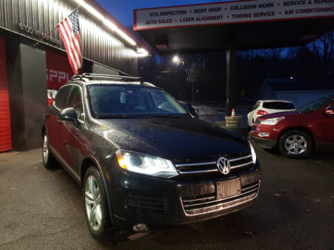 2012 Volkswagen Touareg for sale at Apple Auto Sales Inc in Camillus NY