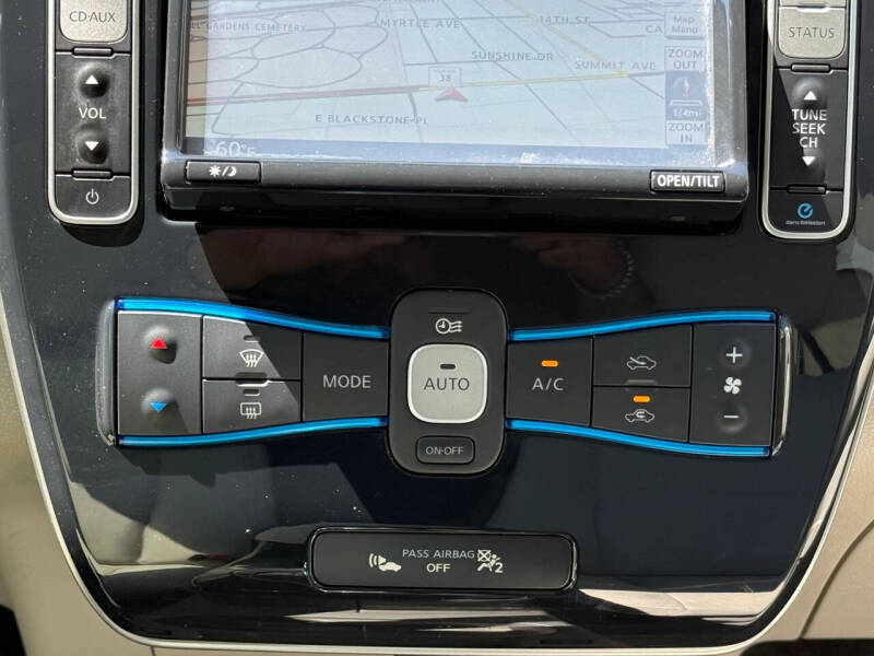 2012 Nissan LEAF