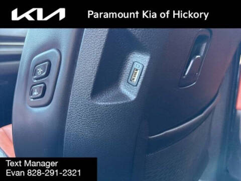 2024 Kia Carnival SX