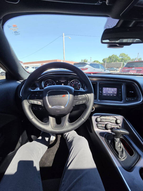 2015 Dodge Challenger SXT