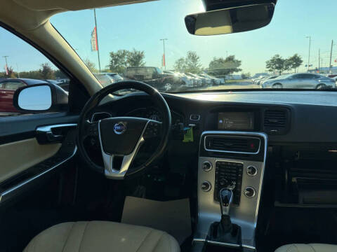 2018 Volvo S60 T5 Dynamic