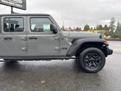 2020 Jeep Gladiator Sport