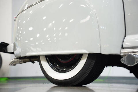 1946 Ford Super Deluxe