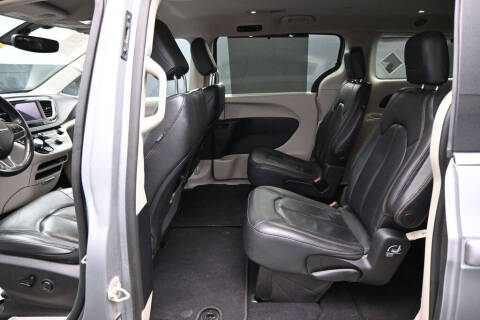 2020 Chrysler Pacifica Touring L