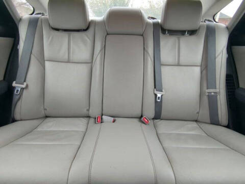 2013 Toyota Avalon Hybrid