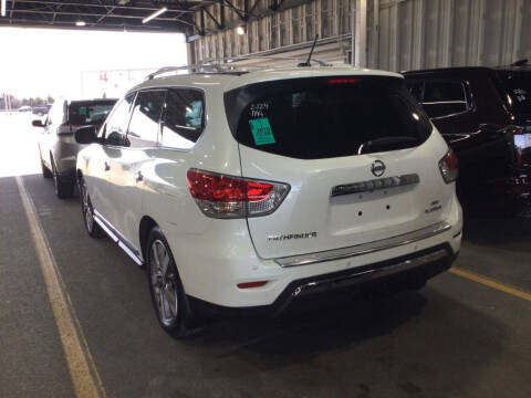 2015 Nissan Pathfinder S