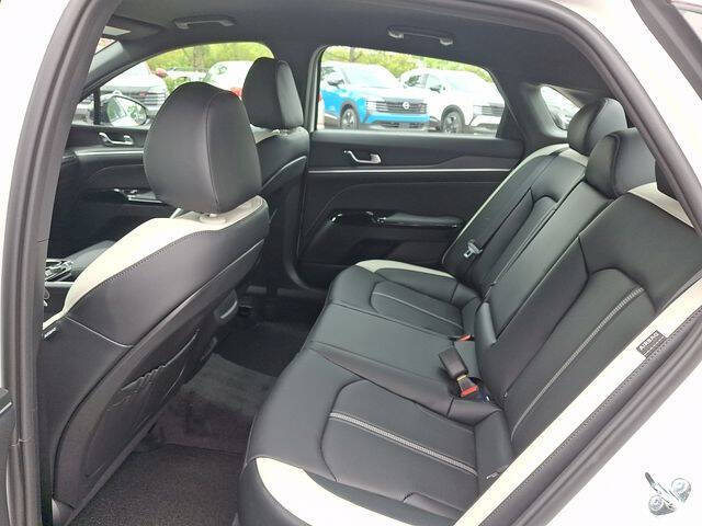 2026 Kia K5