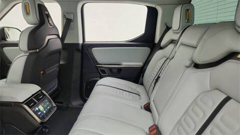 2023 Rivian R1T Adventure