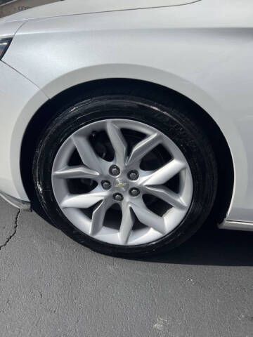 2017 Chevrolet Impala LT