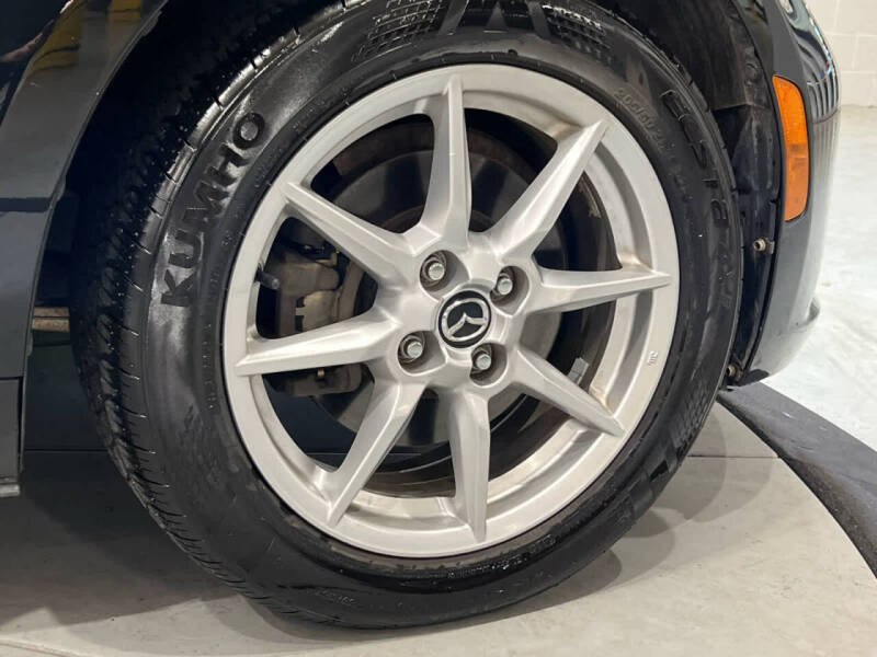 2016 Mazda MX-5 Miata Sport