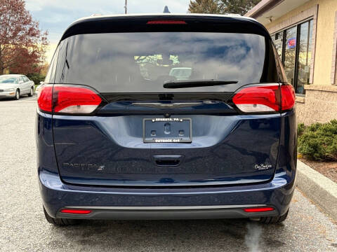 2019 Chrysler Pacifica Touring L Plus
