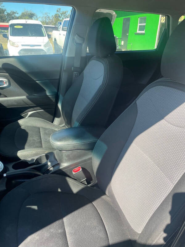 2019 Kia Soul +