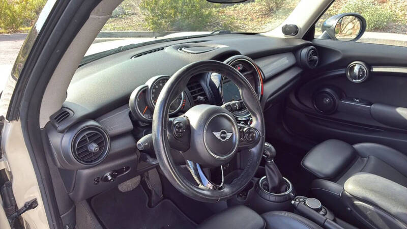 2015 MINI Hardtop 2 Door Cooper