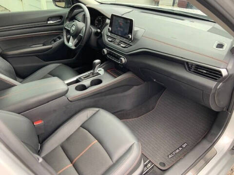 2022 Nissan Altima 2.0 SR