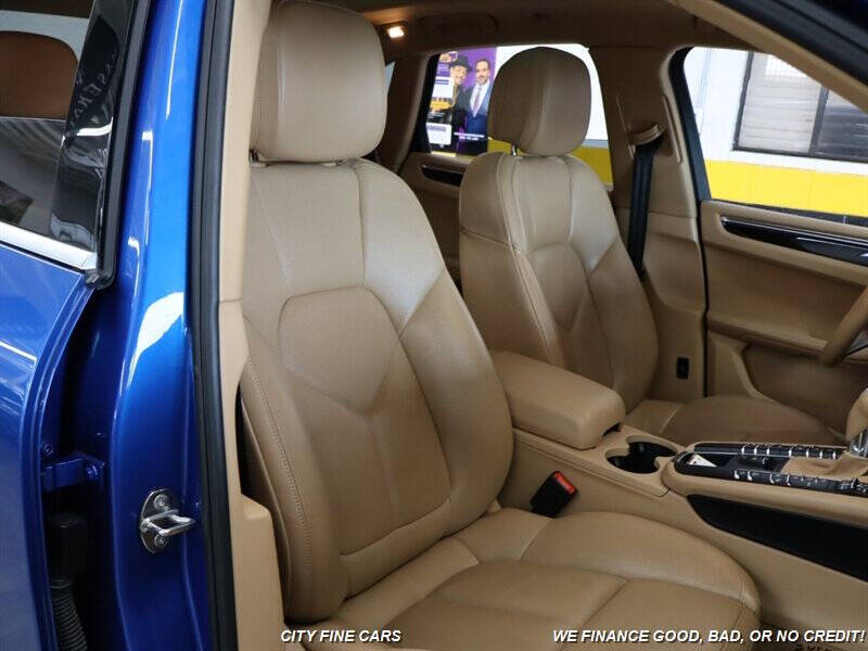 2016 Porsche Macan S