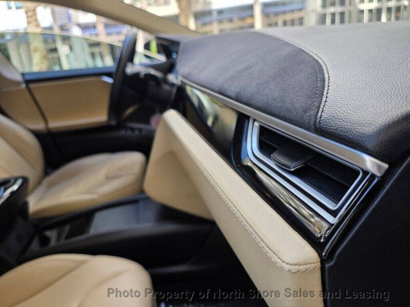 2015 Tesla Model S